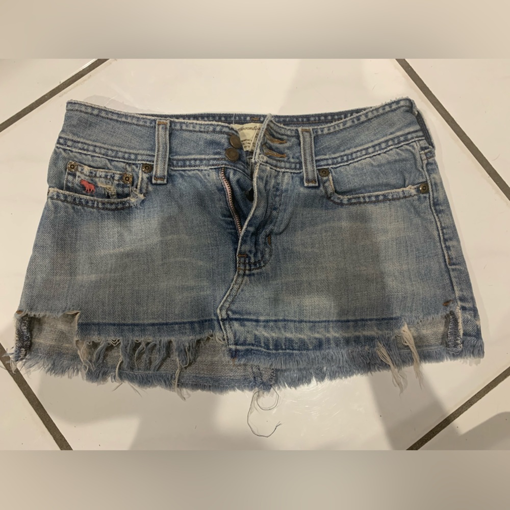 Vintage Y2K Abercrombie & Fitch Mini Skirt